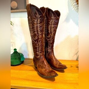 Old Gringo cowboy boots